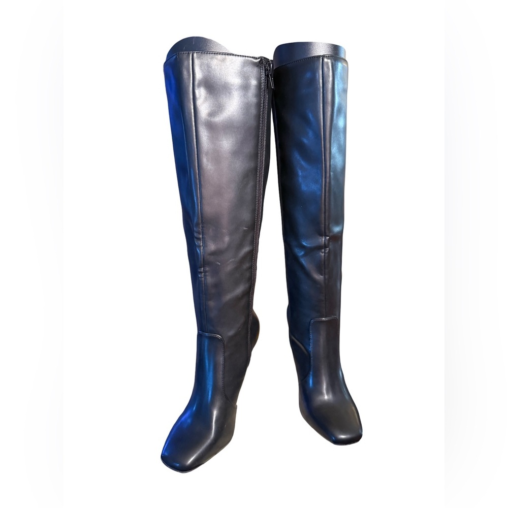 INC International Concepts NWT Sz 5M Black Man Made Knee High Heel Boots (SH182) - Picture 4 of 10